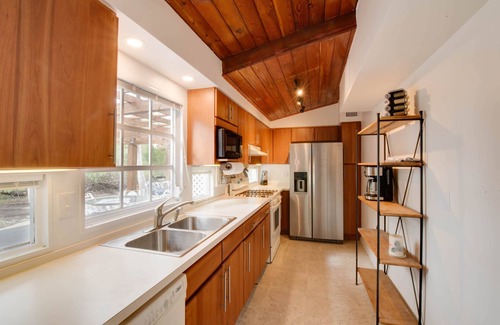 Sugarloaf Key House | Pelico Palms Estate.