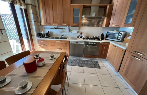 Suna Villa | Pellegrini Boutique Villa Lake View
