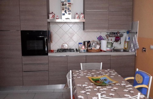 Rivarolo Ligure Apartment | Pellicunidada