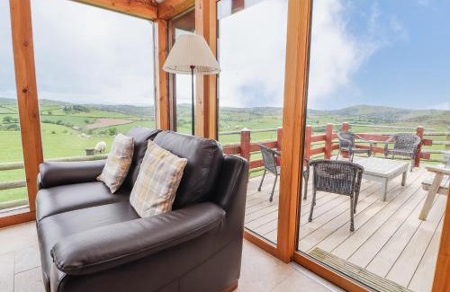 Llannefydd House | Pen Bryn Llan
