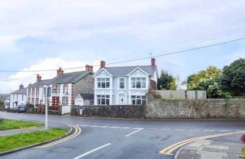 Vale of Glamorgan Cottage | Pen Hill