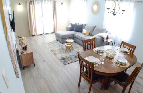 Glencoe Apartment | Pen Manor Modern 2 Bedroom Apartment