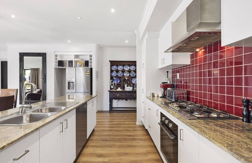 Tootgarook House | Peninsula Family Resort