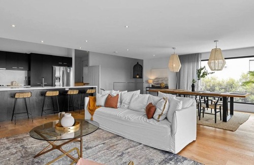 Fingal House | Peninsula Hot Springs Designer Home