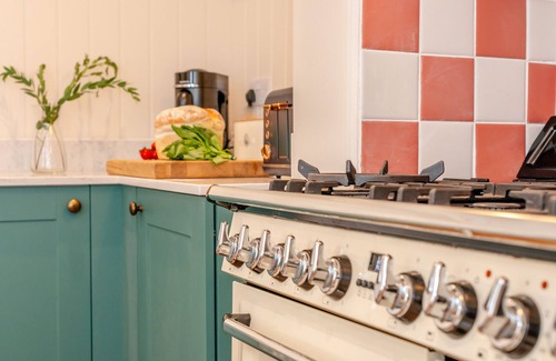 Wadebridge House | Penjoly - Four Bedroom House, Sleeps 6