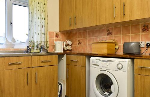Aysgarth House | Penn Hill View Cottage