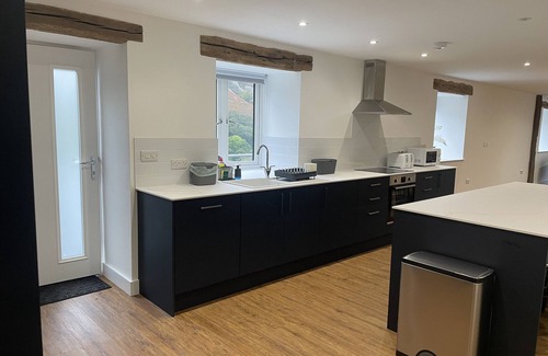 Llanbrynmair Cottage | PENNANT UCHAF, pet friendly, luxury holiday cottage in Llanbrynmair