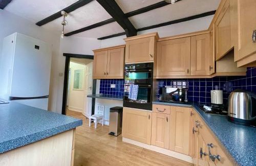 Uxbridge North Apartment | Penny Lein Apartments