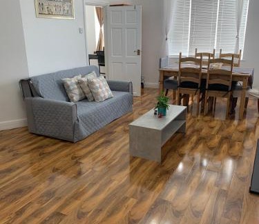 Uxbridge North Apartment | Penny Lein Apartments