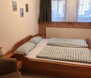 Brunn House | Pension am Eichenhain