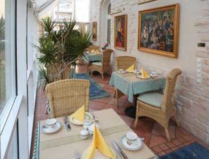 Gruna House | Pension am Großen Garten KG