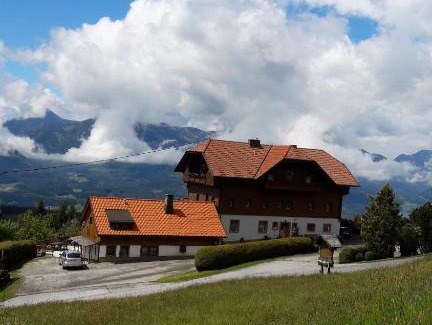 Fresach House | Pension Bauernhof Baumgartner Stanahof