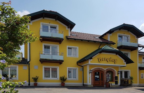 Obernberg am Inn Hotel | Pension Baumgartner-Berghof