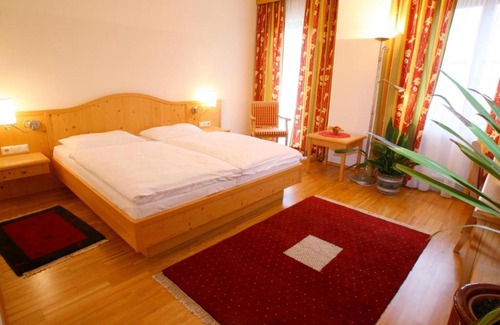 Eberau Bed & Breakfast | Pension Buch, Bed and Breakfast