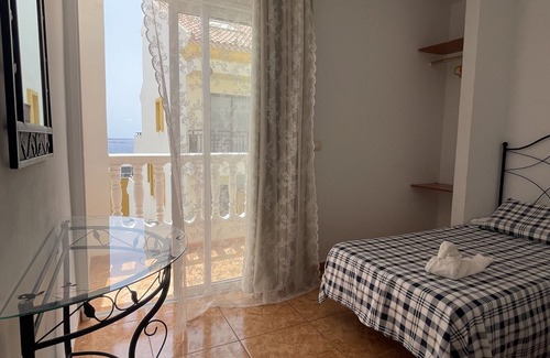 Los Cristianos House | Pension Casa Blanca