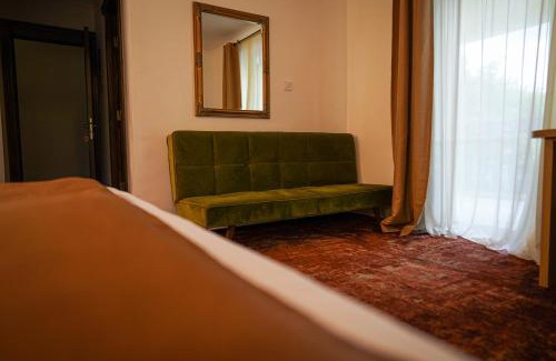 Sarata-Monteoru Hotel | Pension Casa cu Tei