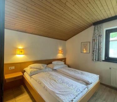 Bad Kleinkirchheim House | Pension Dorfwirt