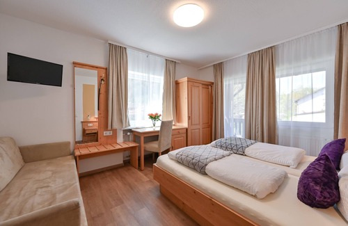 Ried Hotel | Pension Freiheit