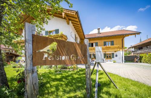 Siegsdorf House | Pension Gimpl, Chiemgaukarte neu