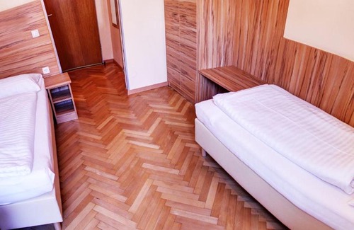 Elisabeth-Vorstadt Bed & Breakfast | Pension Jahn