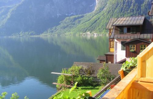 Hallstatt House | Pension Sarstein