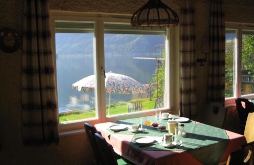 Hallstatt House | Pension Sarstein