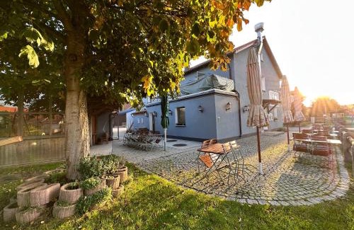 Obertraubling House | Pension Stadler