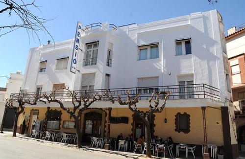 El Perello Hotel | Pension Subirats Perello