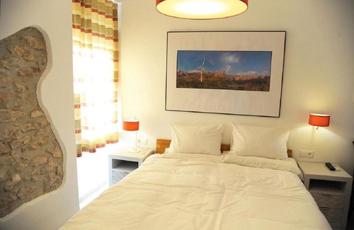 El Perello Hotel | Pension Subirats Perello