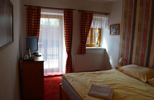Frymburk House | Pension U Kostela