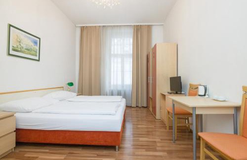 Roßau House | Pension Votiv
