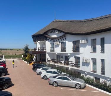 Colina House | Pensiunea Beluga