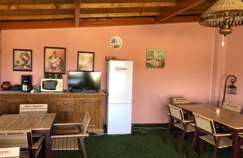 Dumbrava Rosie Hostel | Pensiunea Byblos