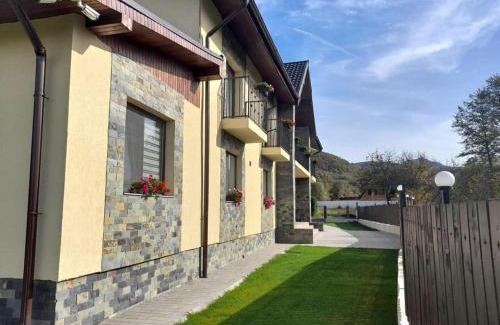Budureasa House | Pensiunea Eden