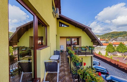 Baia Mare House | Pensiunea Ideal