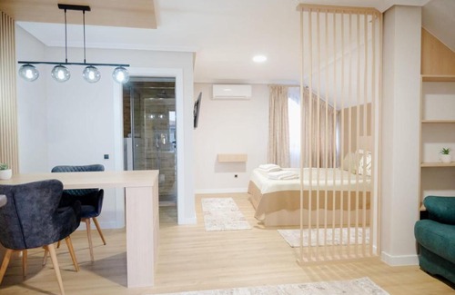 Baia Mare House | Pensiunea Ideal