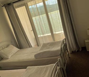 Berzasca House | Pensiunea Pescador