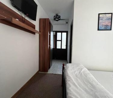 Berzasca House | Pensiunea Pescador