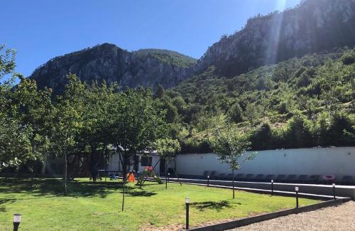Baile Herculane House | Pensiunea Platinum