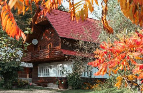 Sucevita House | Pensiunea Poiana de Vis