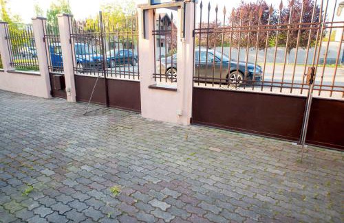 Arad House | Pensiunea Sangria Blue