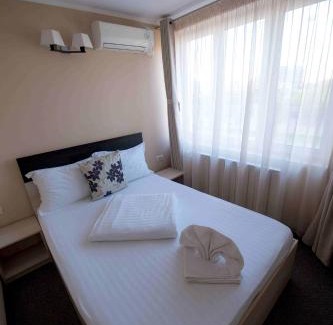Arad House | Pensiunea Sangria Blue