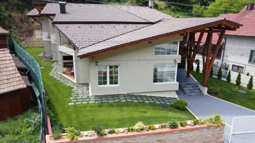 Sugag House | PENSIUNEA SUGAG