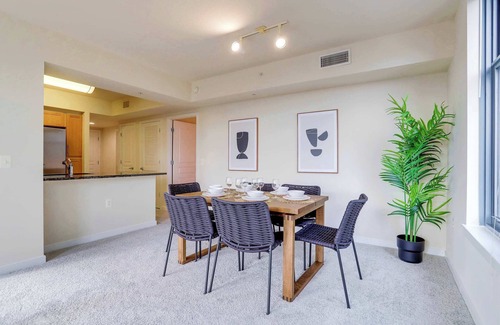 Aurora Highlands Apartment | Pentagon City Retreat w/Comfort