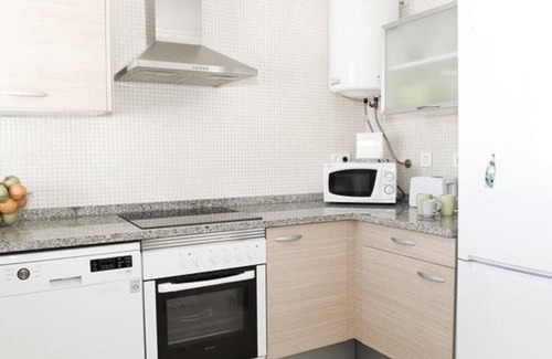 Torre de Benagalbon Apartment | Penthouse Beach Pool AC Wifi BBQ 2BR WIFI