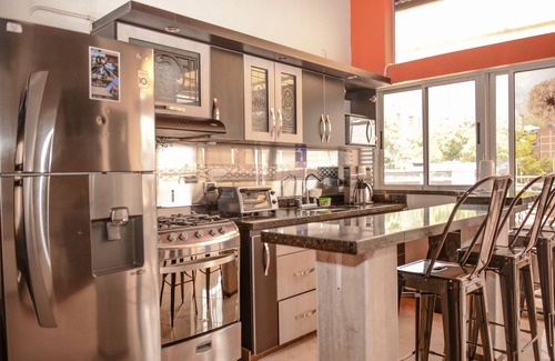 El Poblado Condo | Penthouse 3 Bedroom AC, Lleras 8 Person Hot Tub, Roof Deck & View