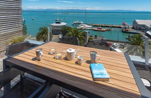 Stepneyville Apartment | Penthouse 37 - Nelson Waterfront Apartment