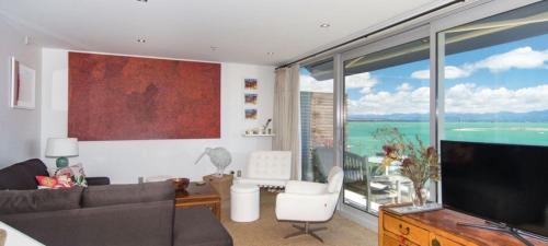 Stepneyville Apartment | Penthouse 39