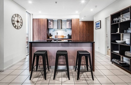 Victor Harbor Apartment | PENTHOUSE 406 THE FRONTAGE ALL LINEN INCLUDED