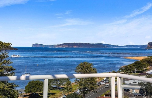Ettalong Beach House | PENTHOUSE 707 - 4 Bedroom Oceanview Penthouse